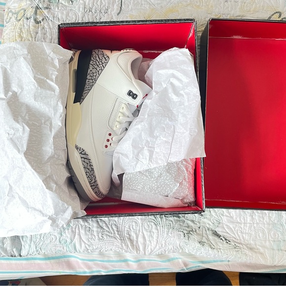 Air Jordan 3 Retro White Cement Reimagined Size 9.5 Men - Picture 7 of 10